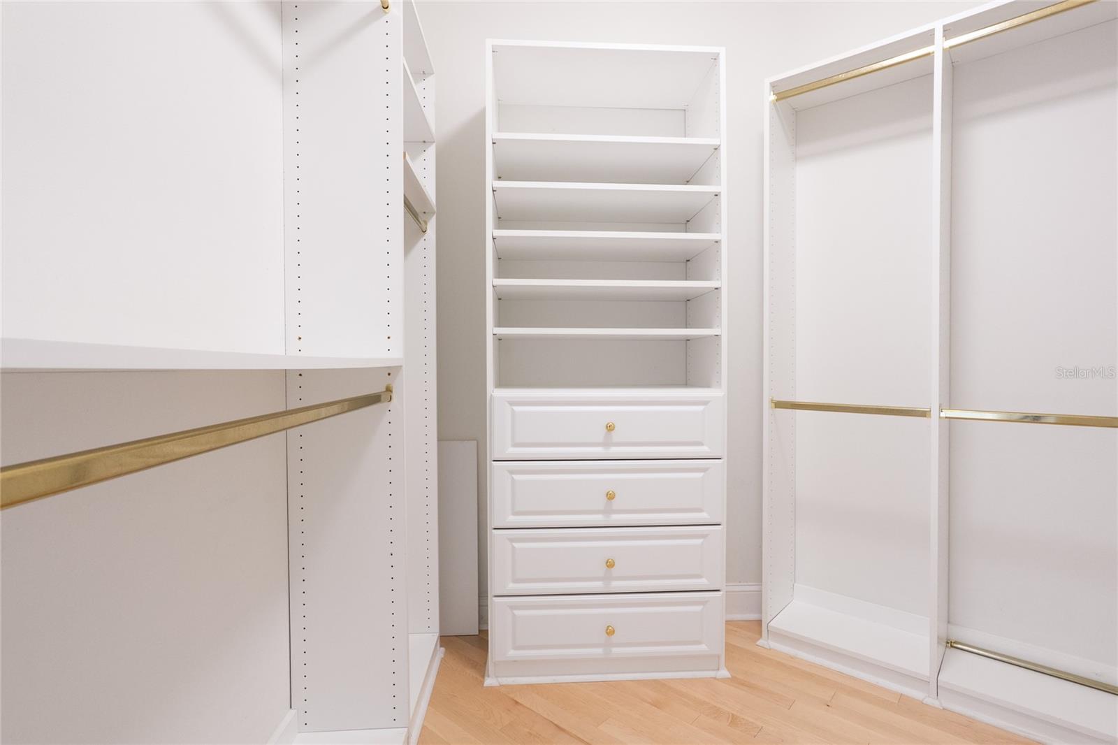 288 BEACH DR NE #4B — photo 36