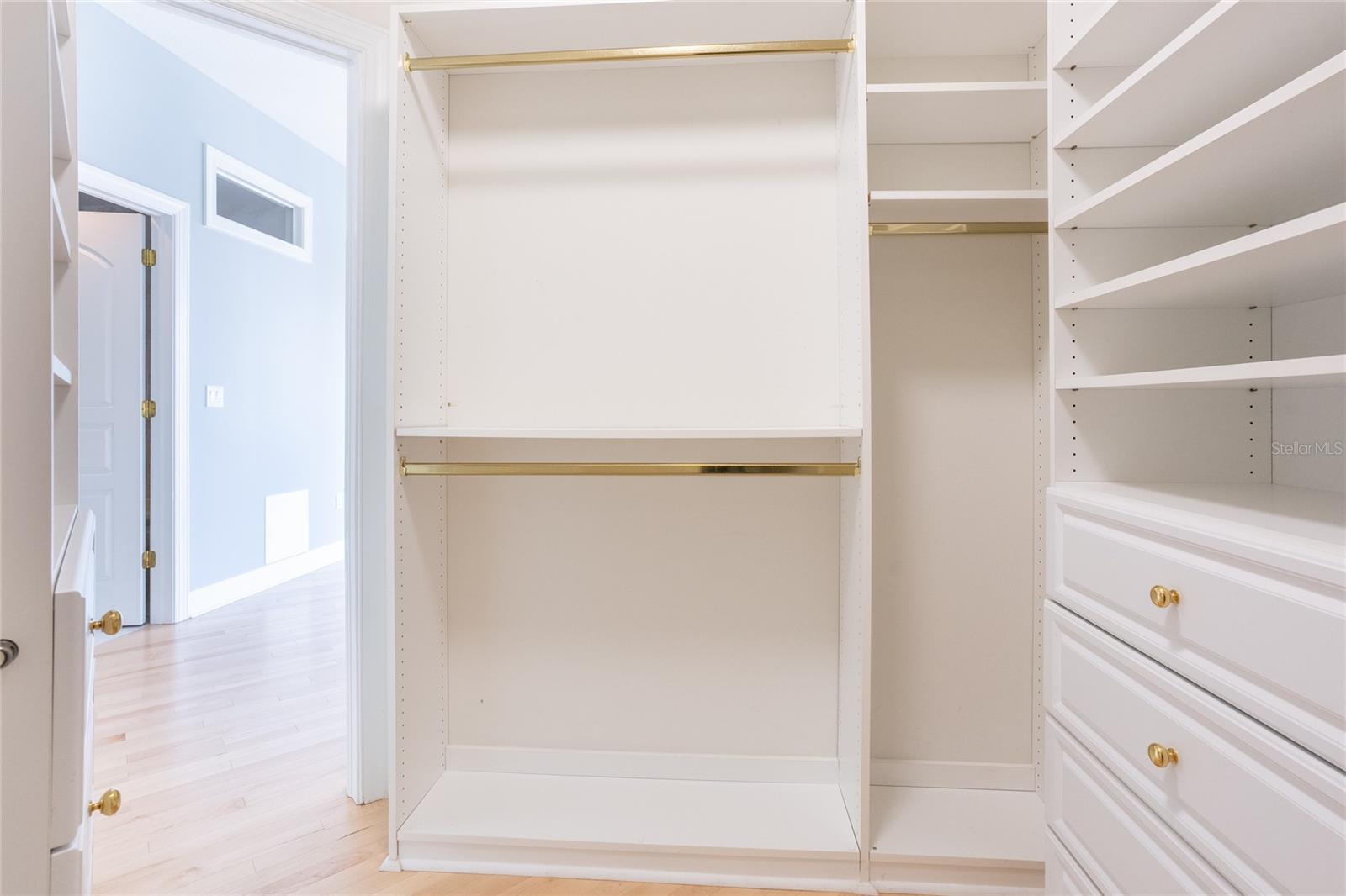 288 BEACH DR NE #4B — photo 37