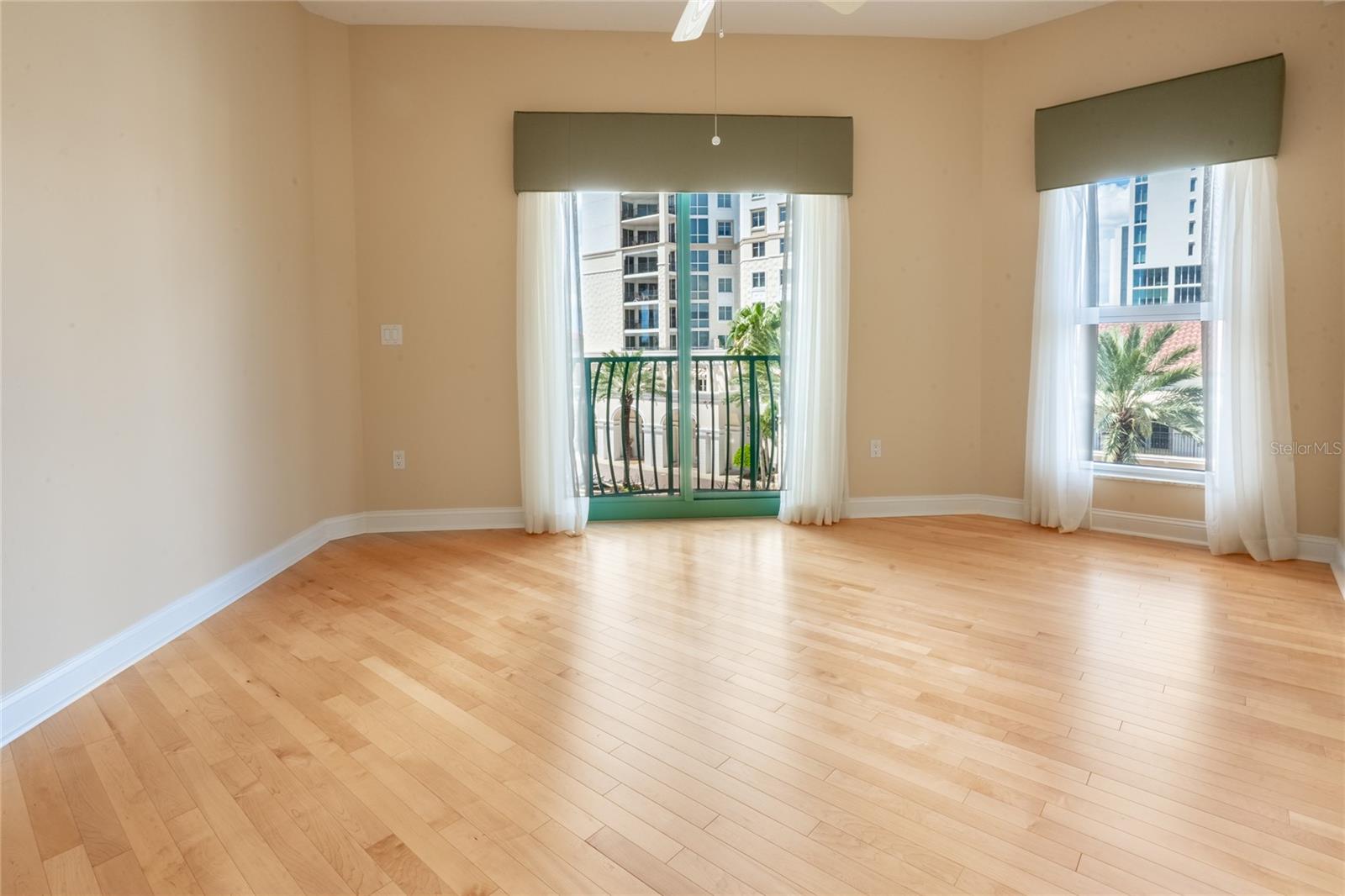 288 BEACH DR NE #4B — photo 43