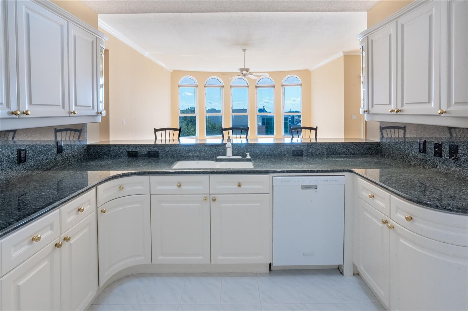 288 BEACH DR NE #4B — photo 19