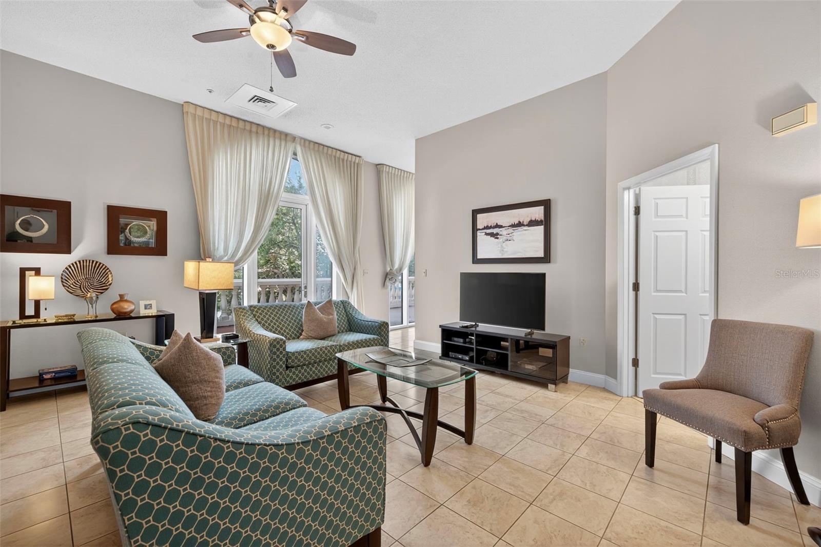 288 BEACH DR NE #4B — photo 67