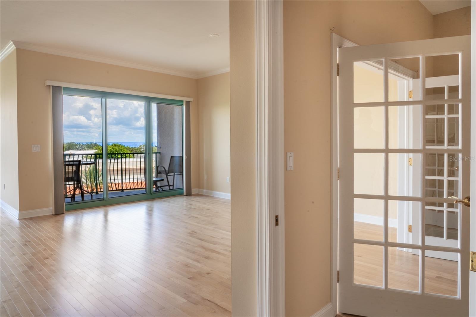 288 BEACH DR NE #4B — photo 23