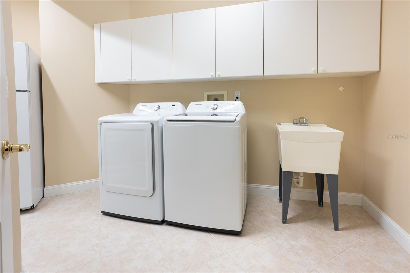 288 BEACH DR NE #4B — photo 55
