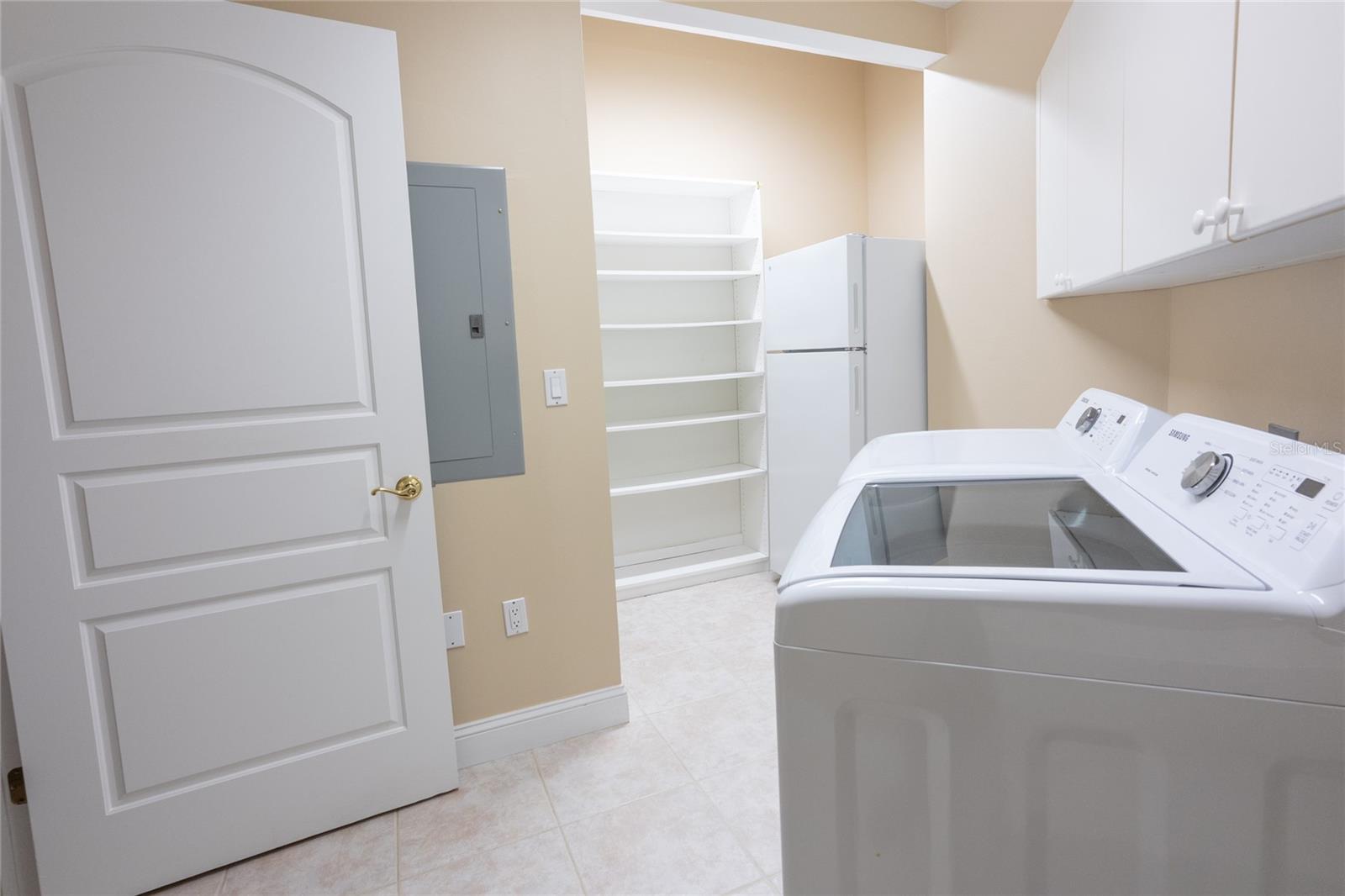 288 BEACH DR NE #4B — photo 56
