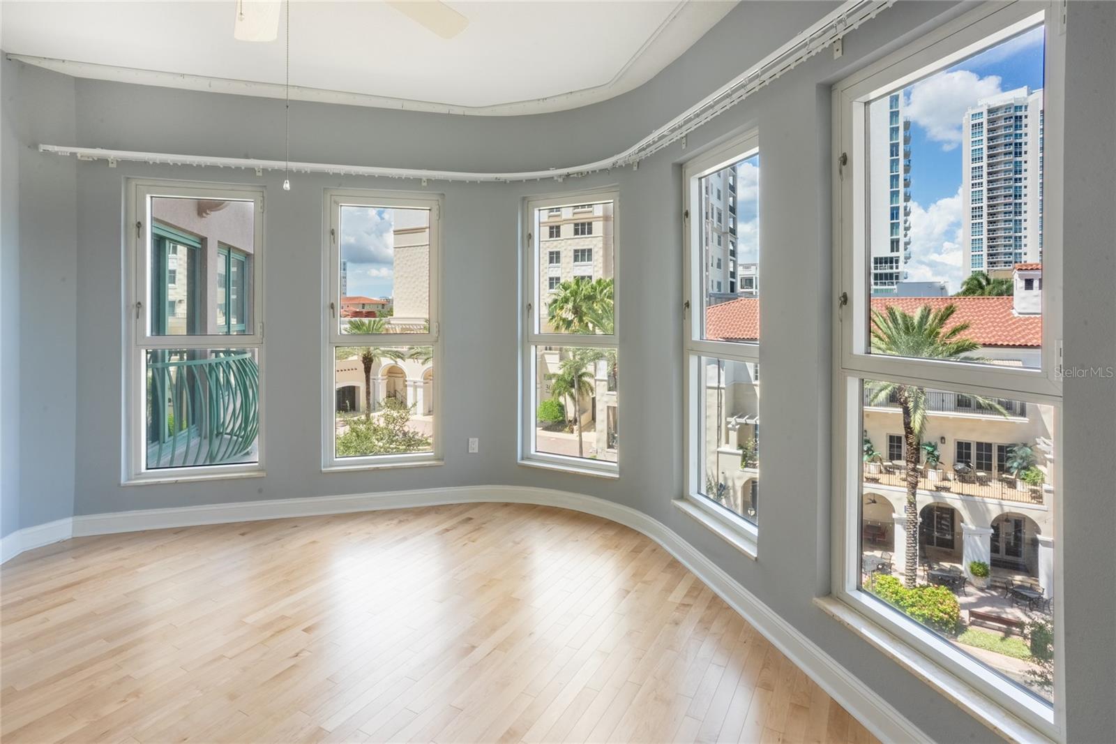 288 BEACH DR NE #4B — photo 28