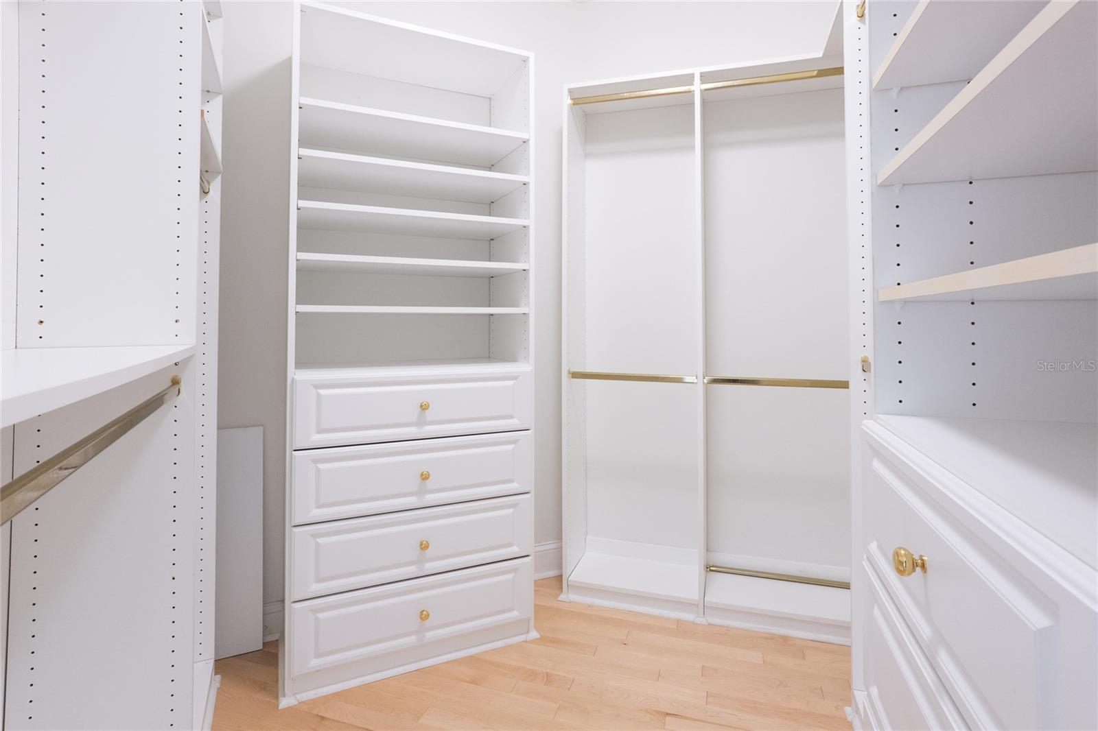 288 BEACH DR NE #4B — photo 35