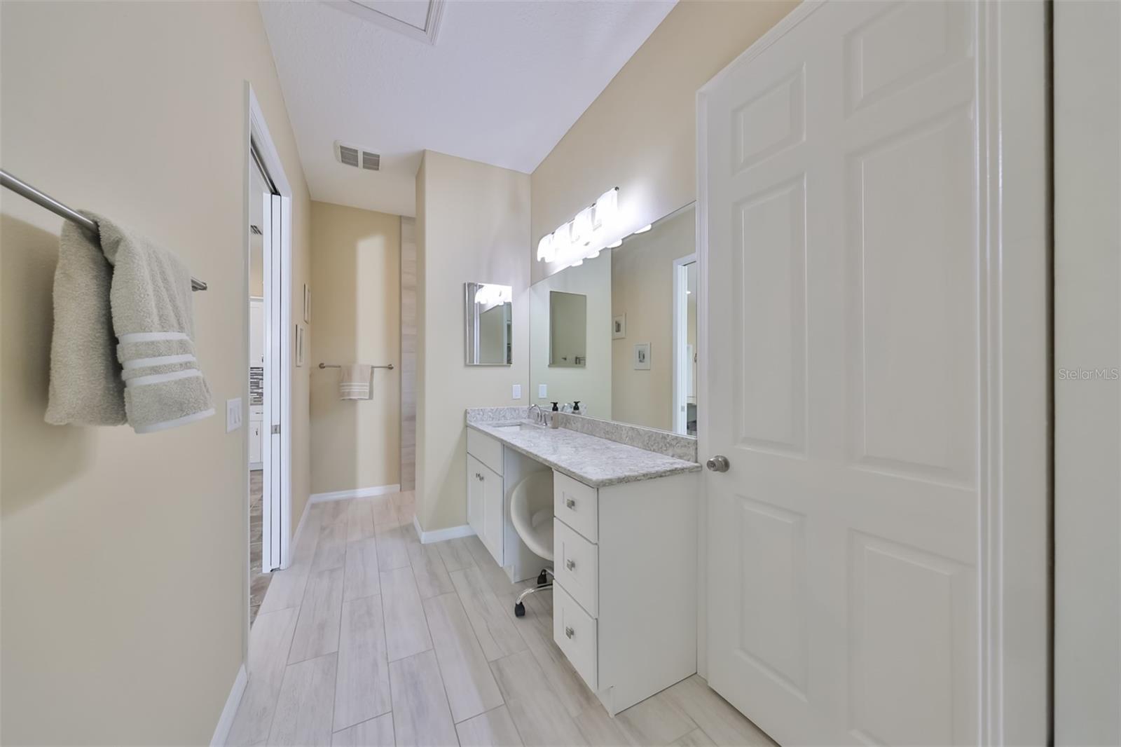 17706 BRIDLEWOOD CT — photo 9