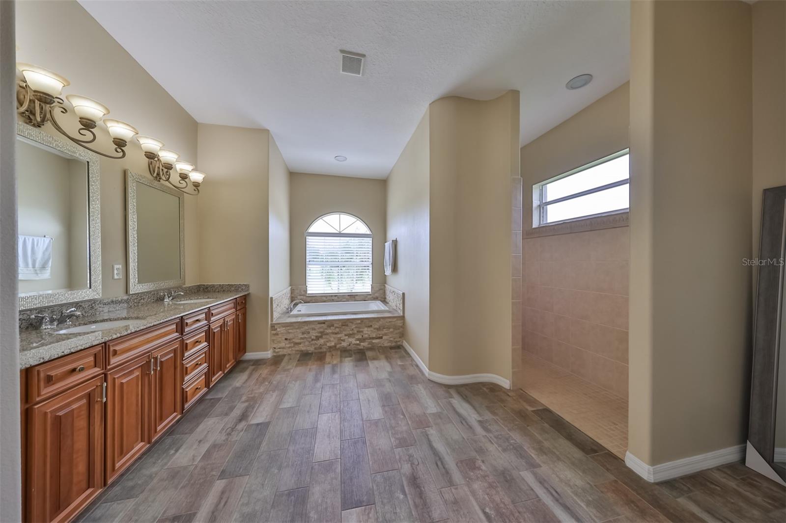 17706 BRIDLEWOOD CT — photo 19