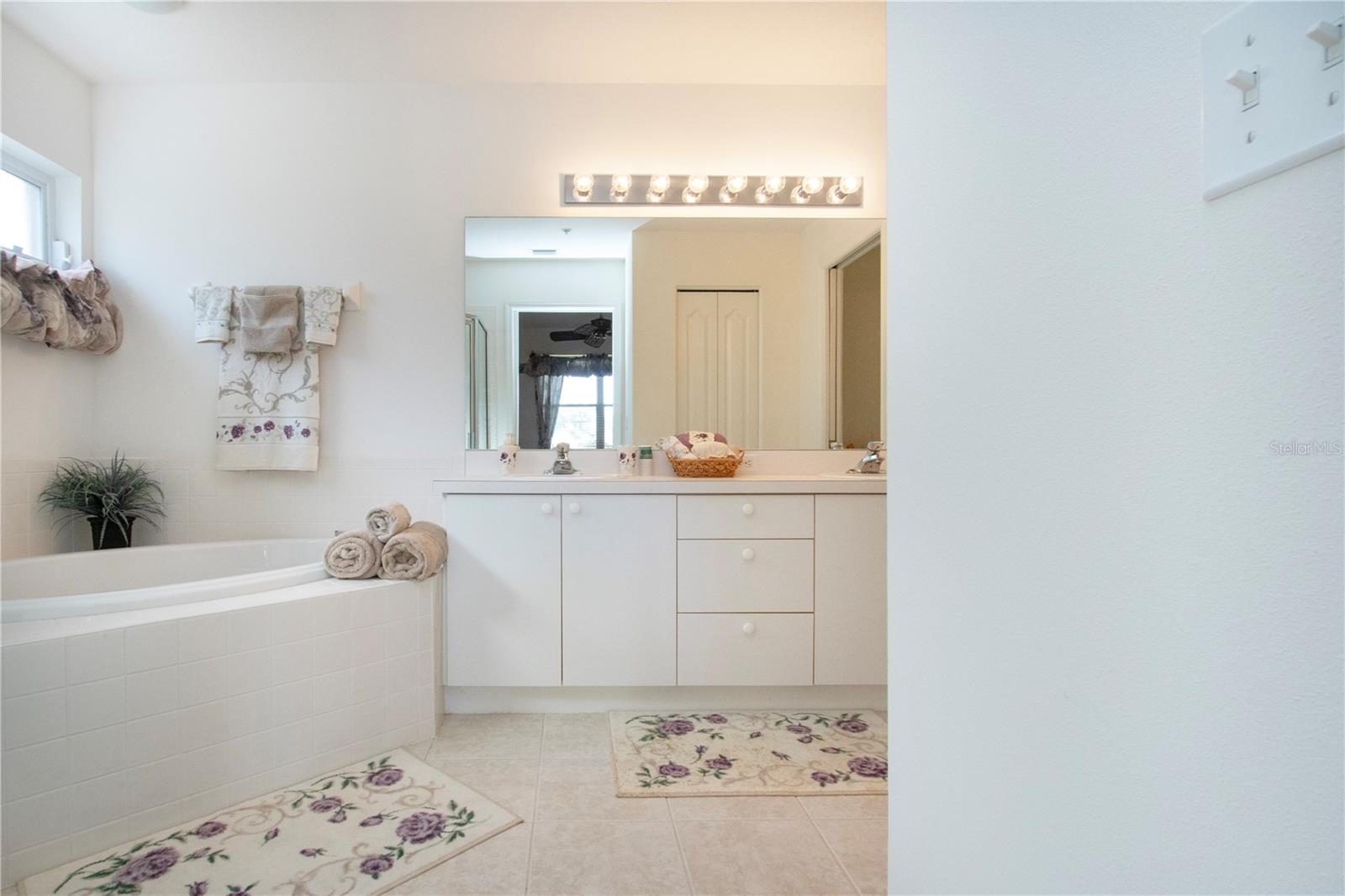 5300 HYLAND HILLS AVE #U2016 — photo 31