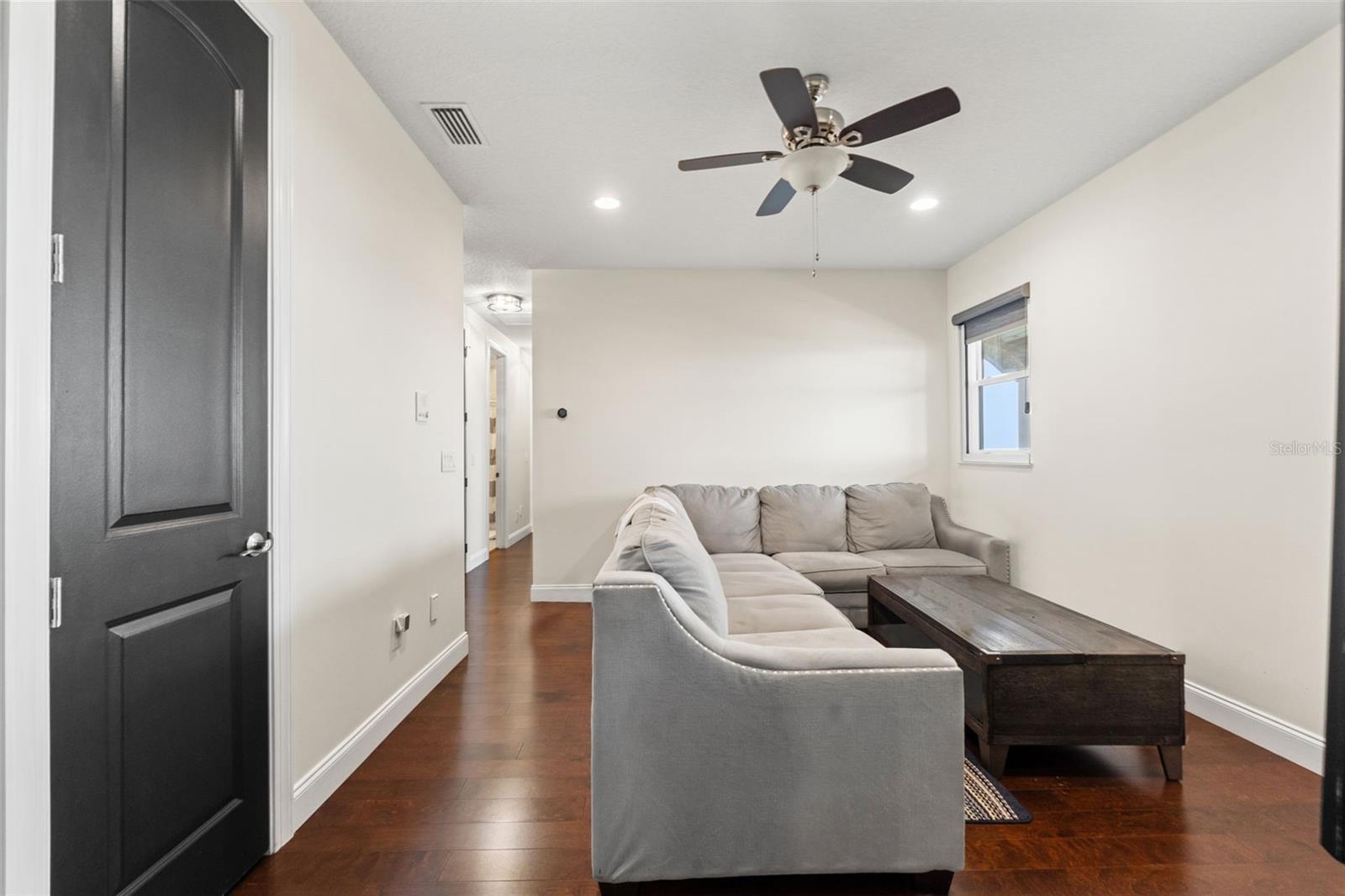 4387 HARBORPOINTE DR — photo 37