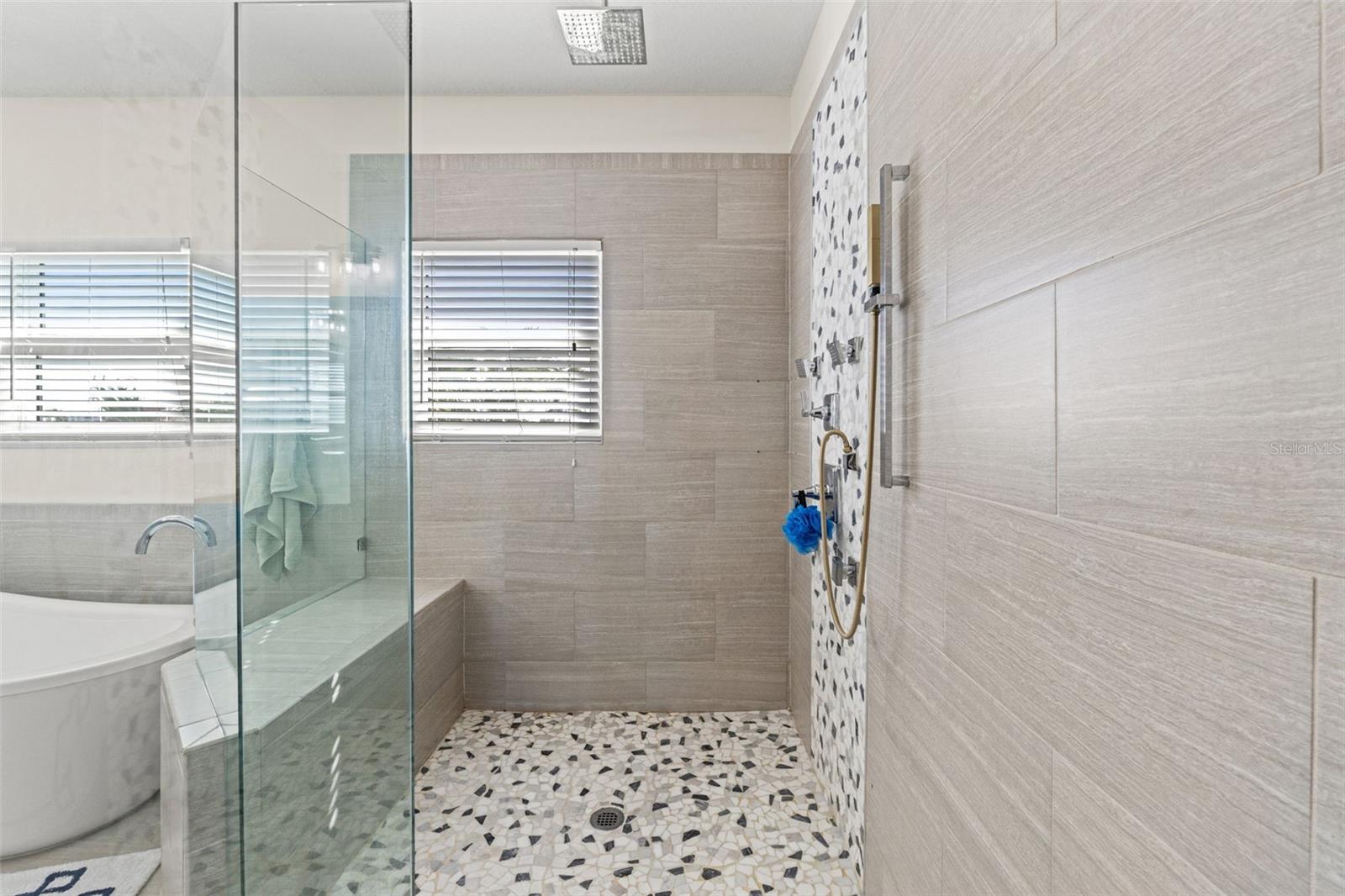 4387 HARBORPOINTE DR — photo 24