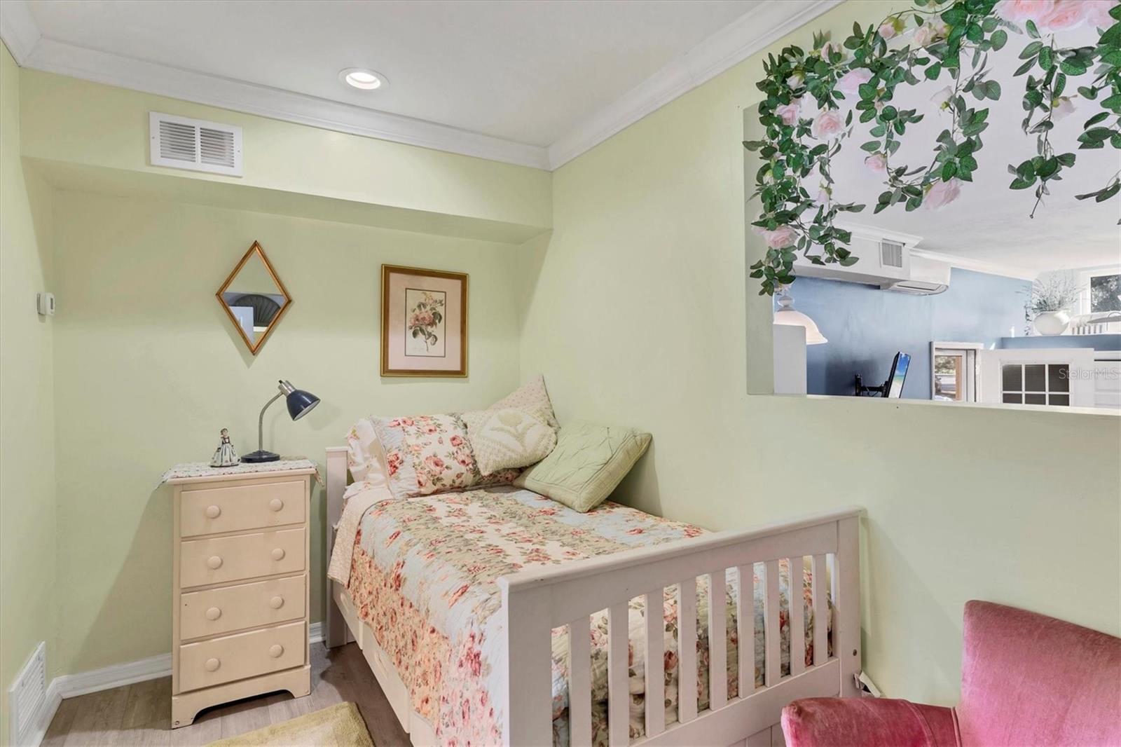 2745 ARROWHEAD RD — photo 26
