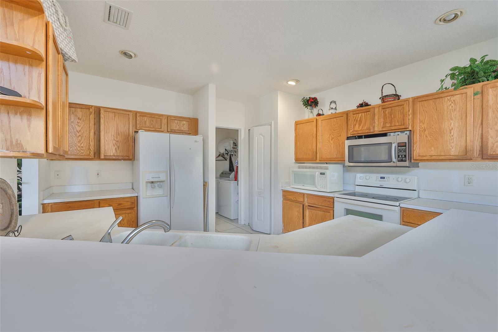 702 CRISTELLE JEAN DR — photo 11