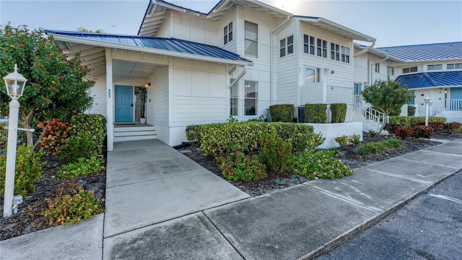 983 SANDPIPER CIR — photo 2