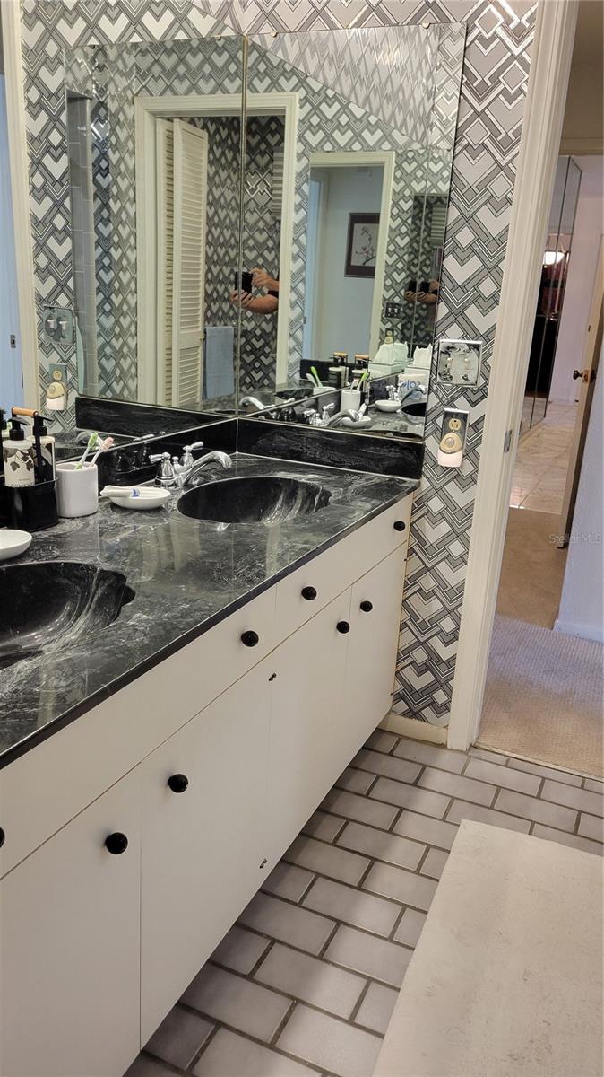 638 S OWL DR — photo 21