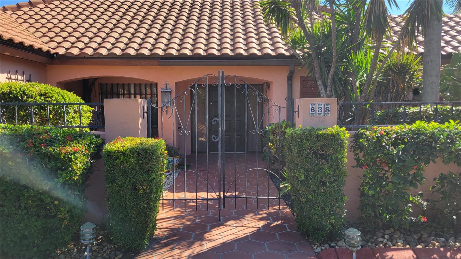 638 S OWL DR — photo 3