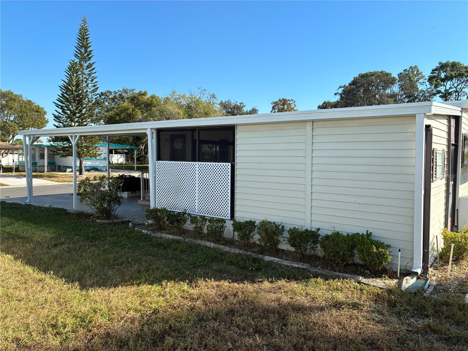 3211 LANARK DR — photo 35