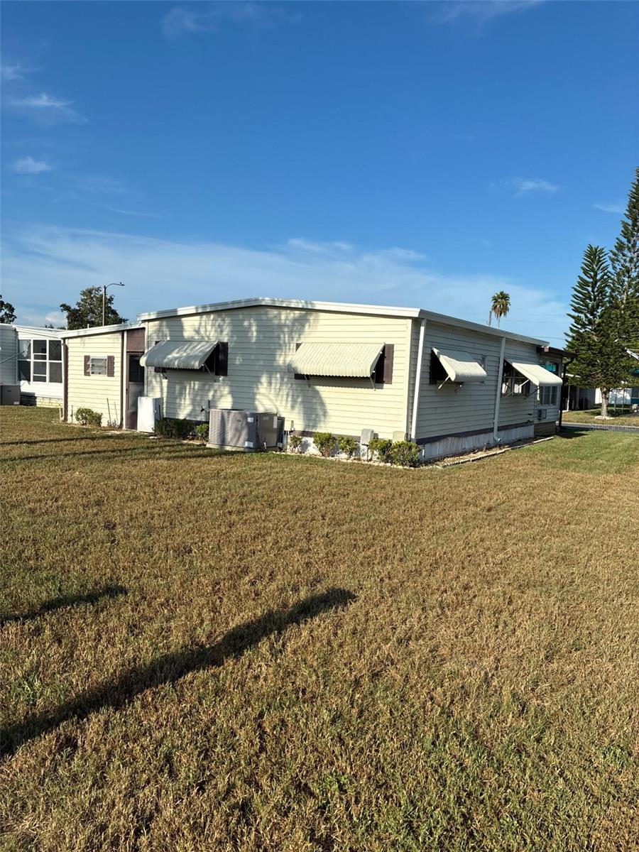 3211 LANARK DR — photo 4