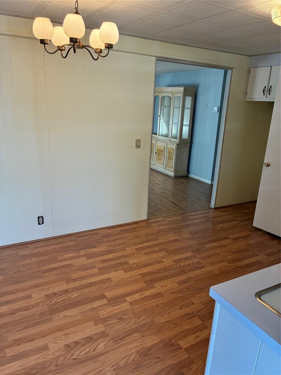 3211 LANARK DR — photo 18