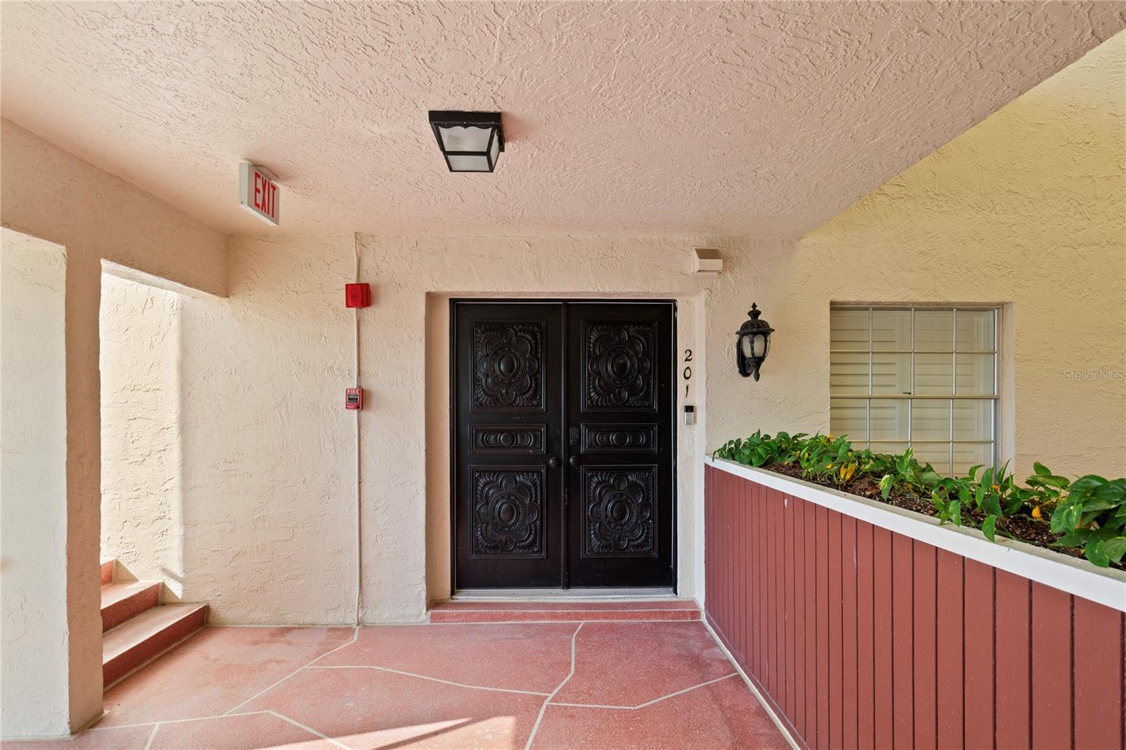 2900 GULF BLVD #201 — photo 2