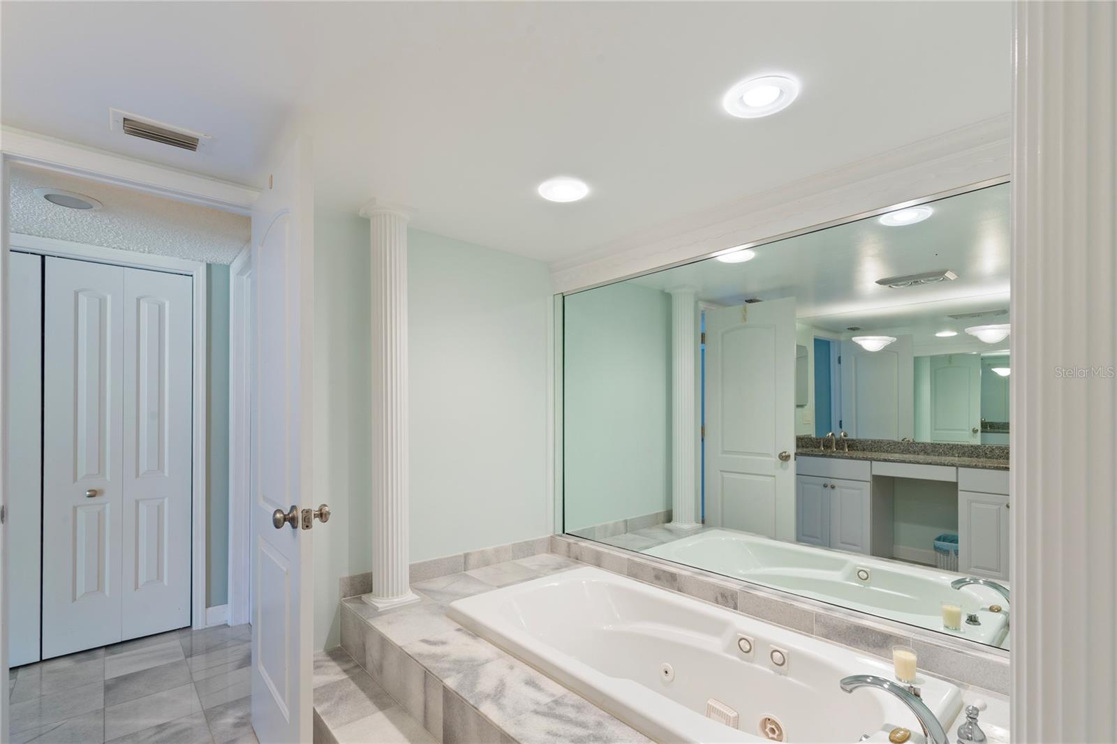 2900 GULF BLVD #201 — photo 29