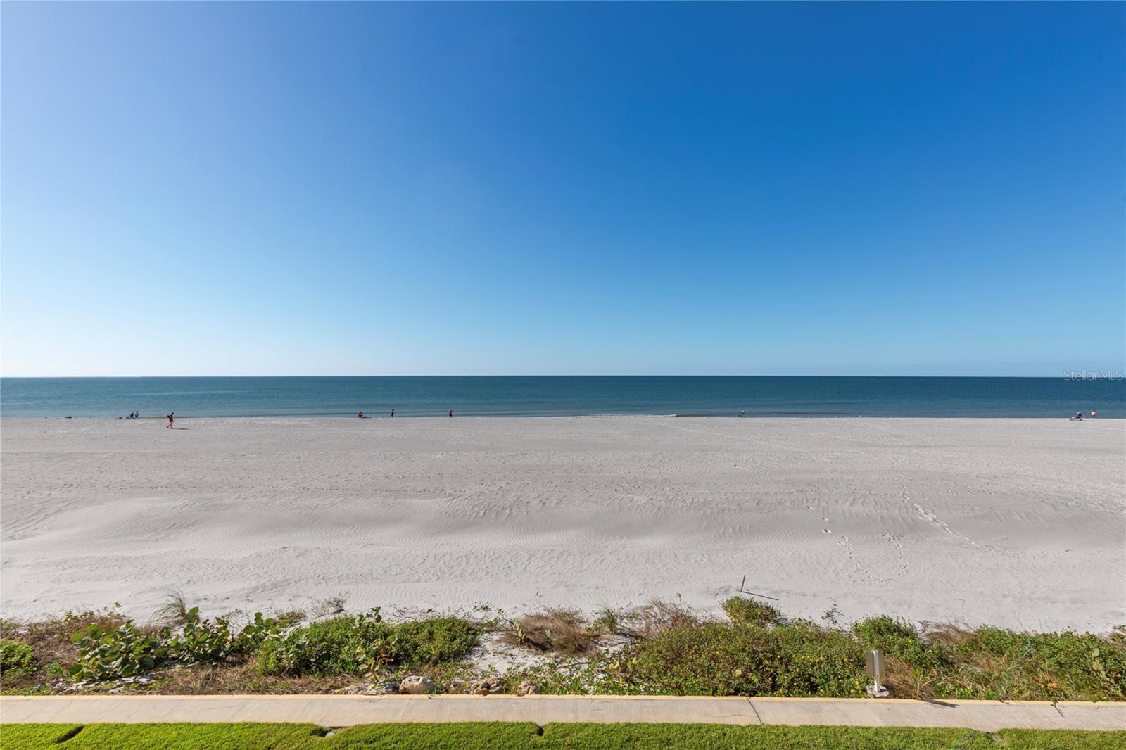 2900 GULF BLVD #202 — photo 3
