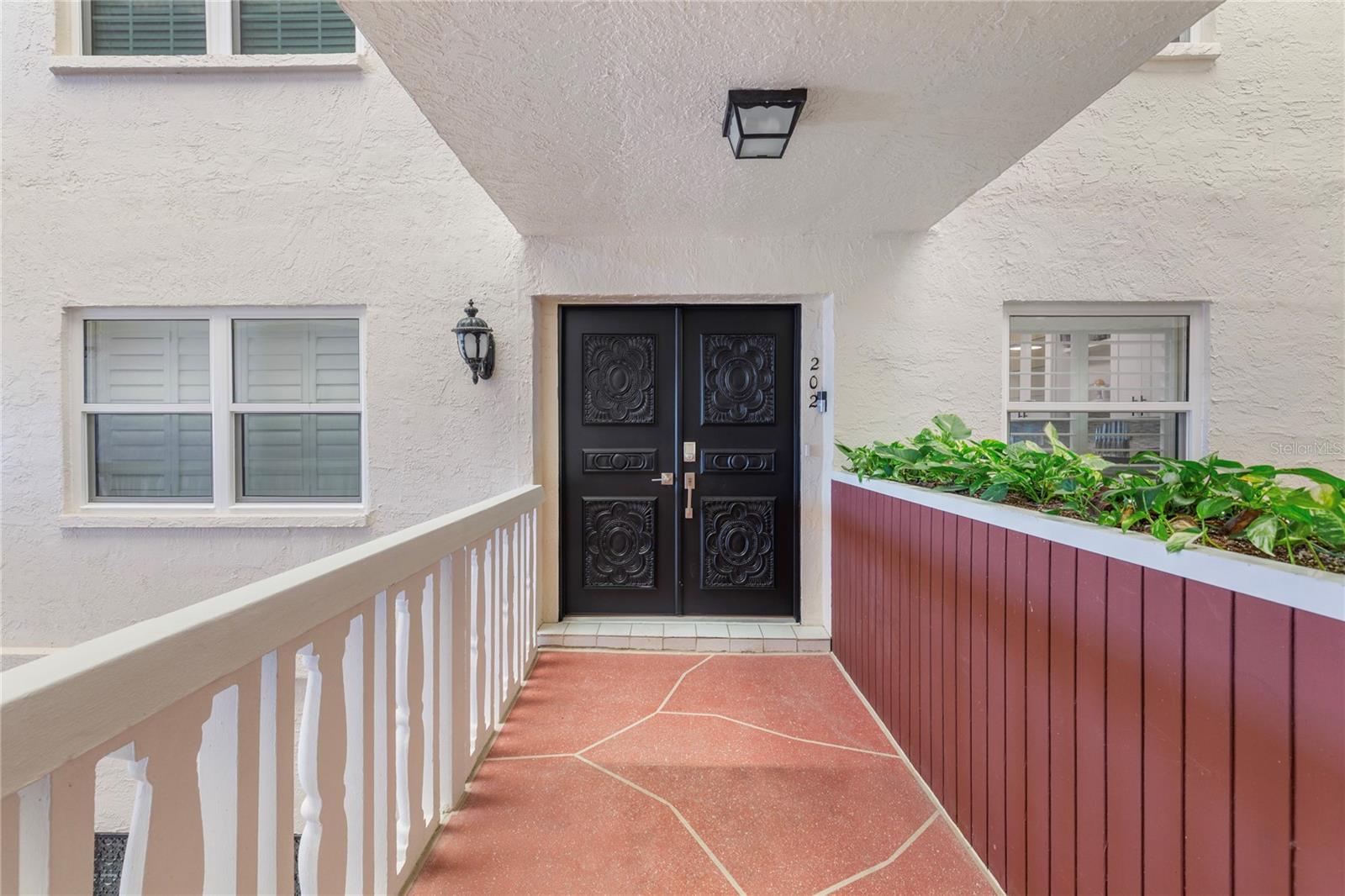 2900 GULF BLVD #202 — photo 2