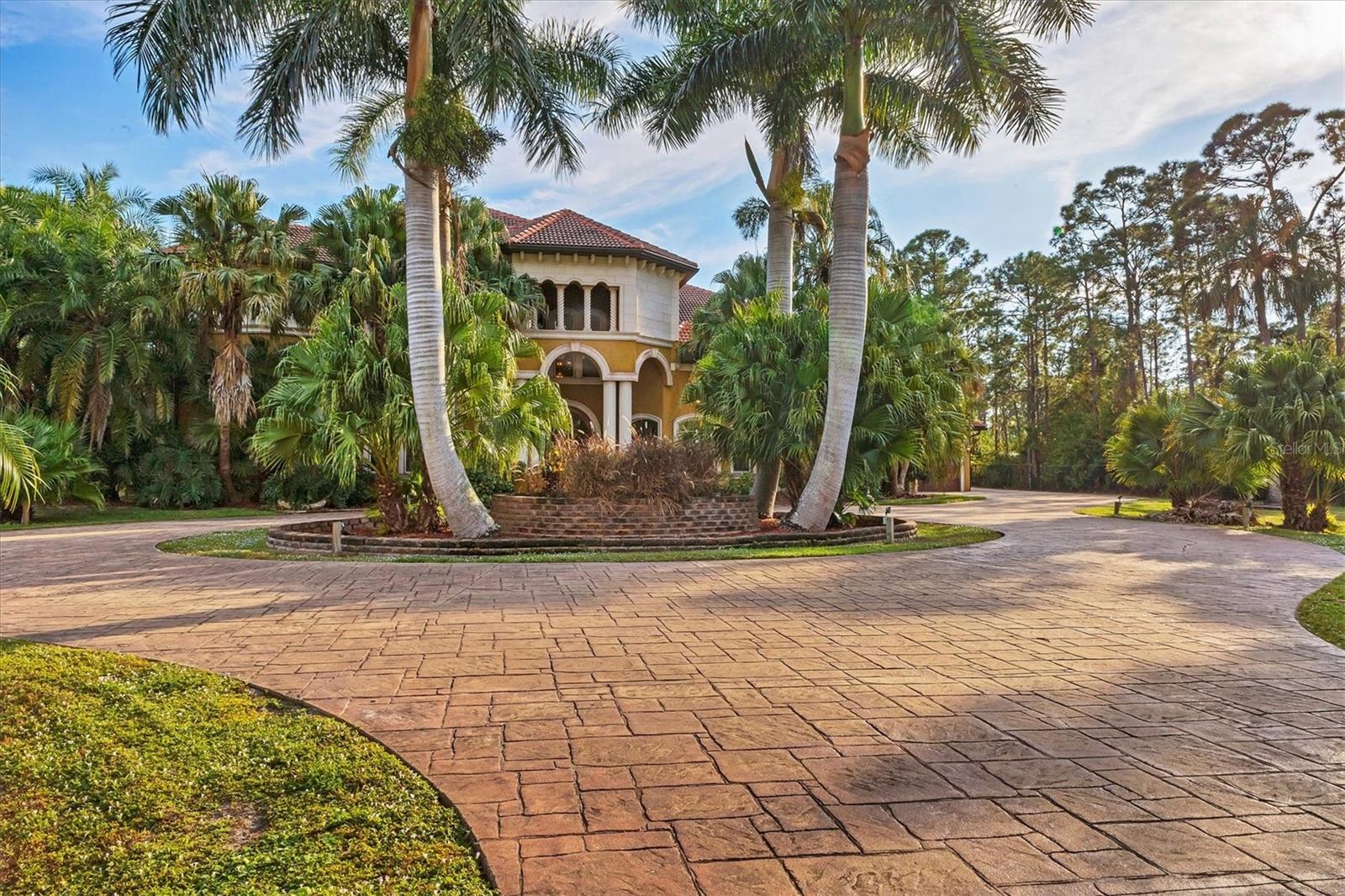 3657 TROPICAIRE BLVD — photo 79