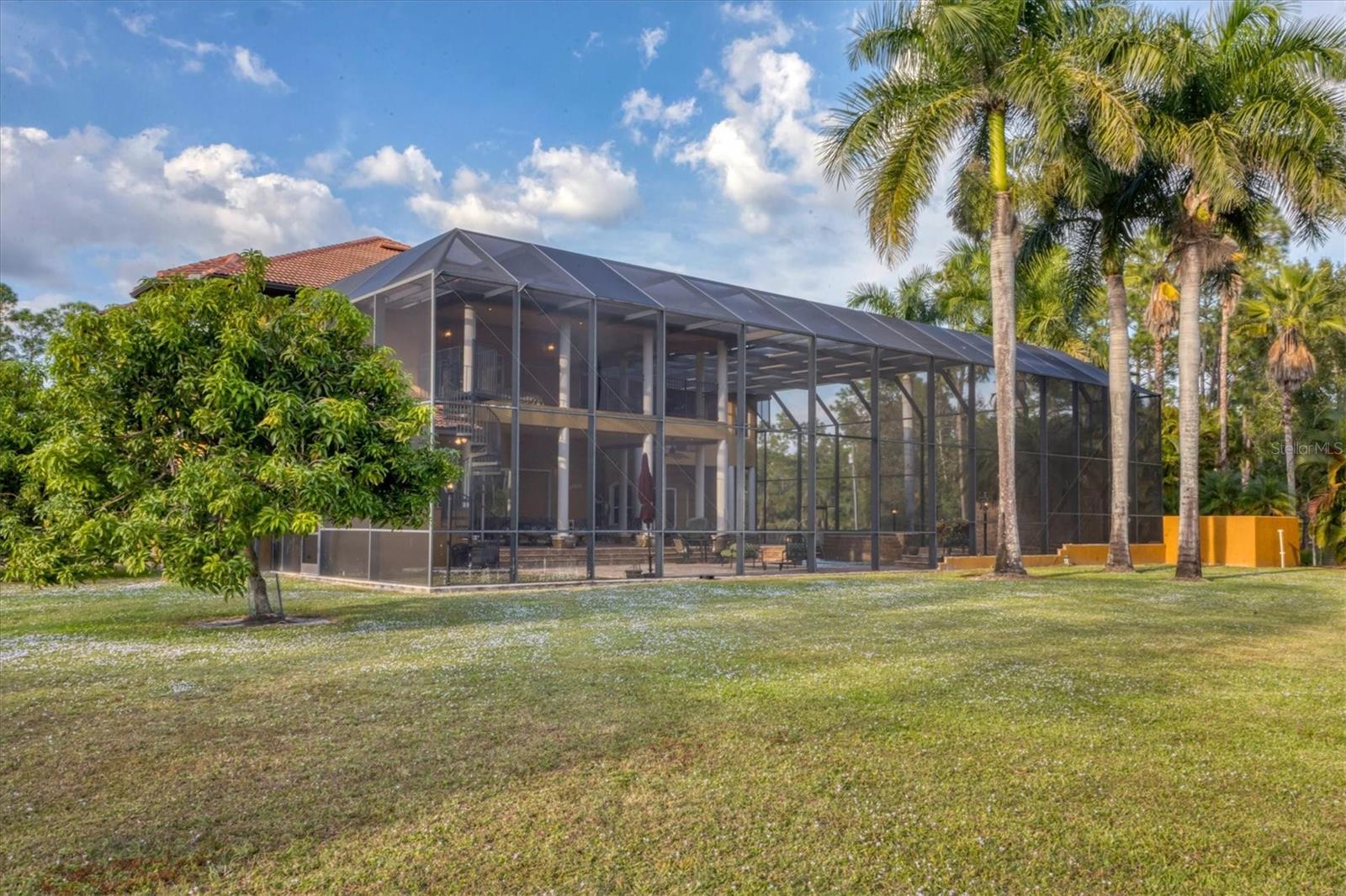 3657 TROPICAIRE BLVD — photo 72