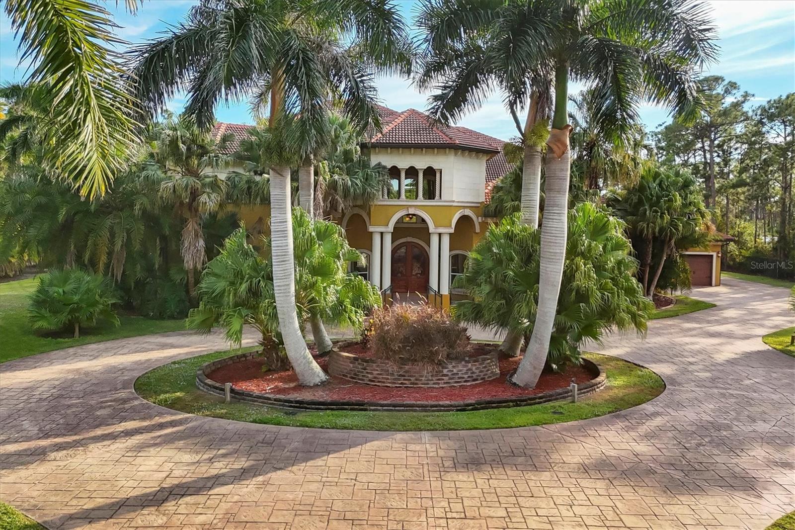 3657 TROPICAIRE BLVD — photo 78