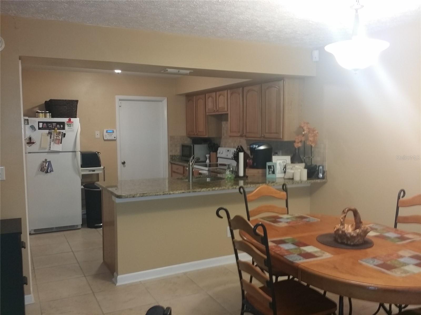 4012 CIRCLEWOOD CT — photo 9