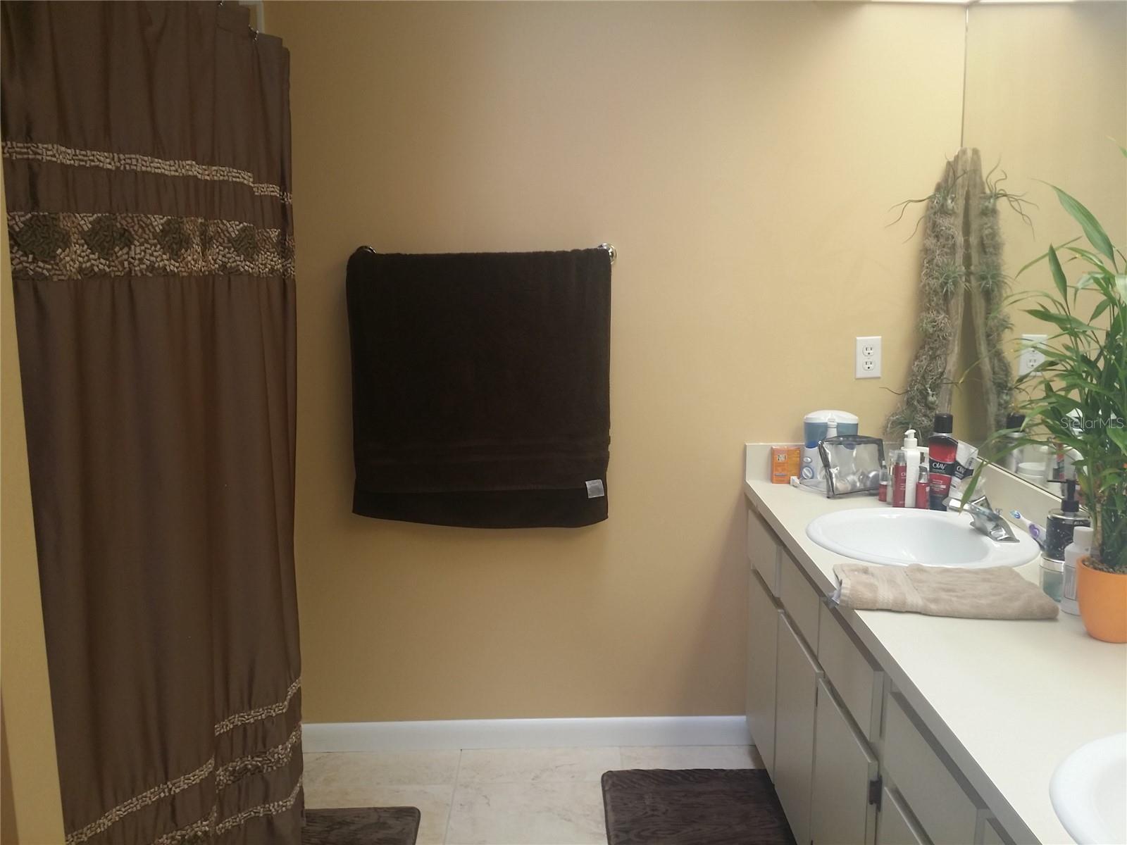 4012 CIRCLEWOOD CT — photo 8