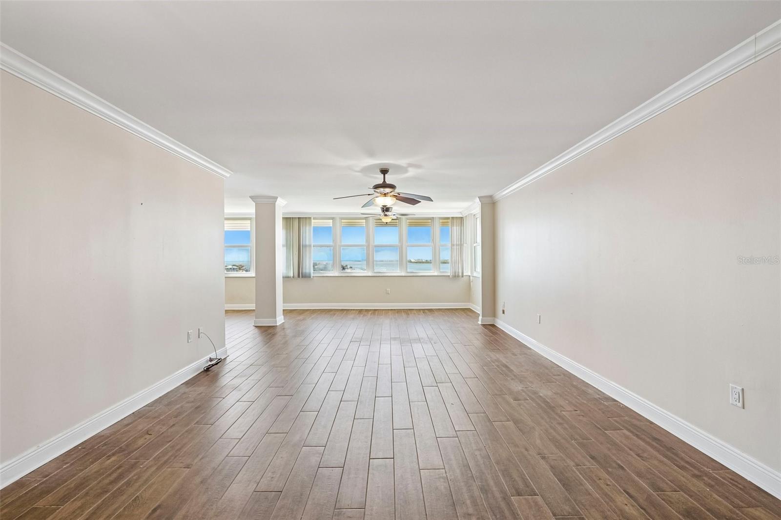 5108 BRITTANY DR S #805 — photo 4