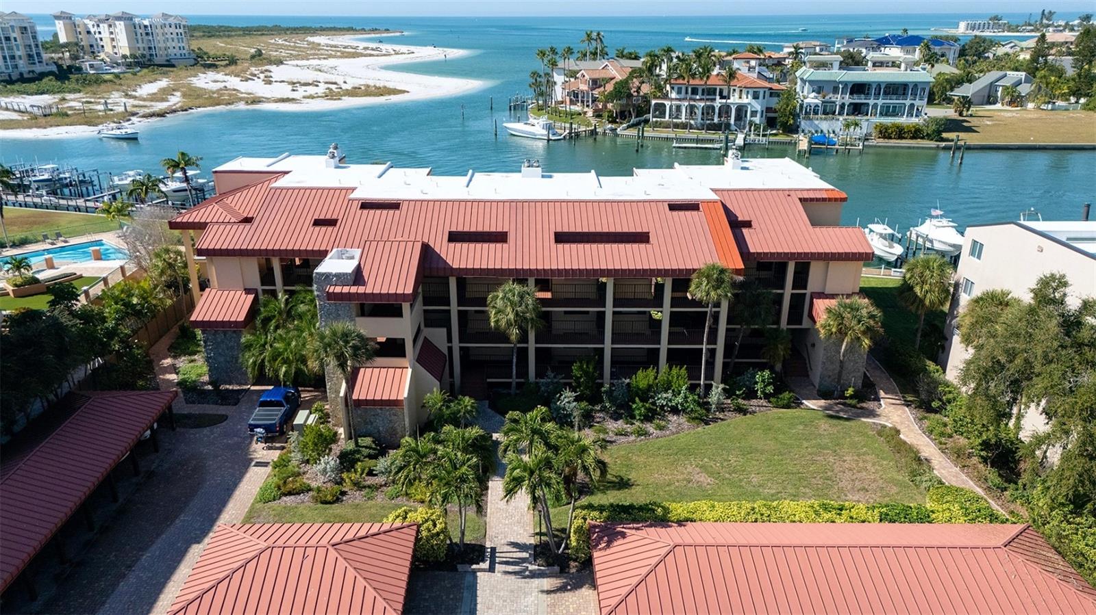 1060 PINELLAS BAYWAY S #106 — photo 3