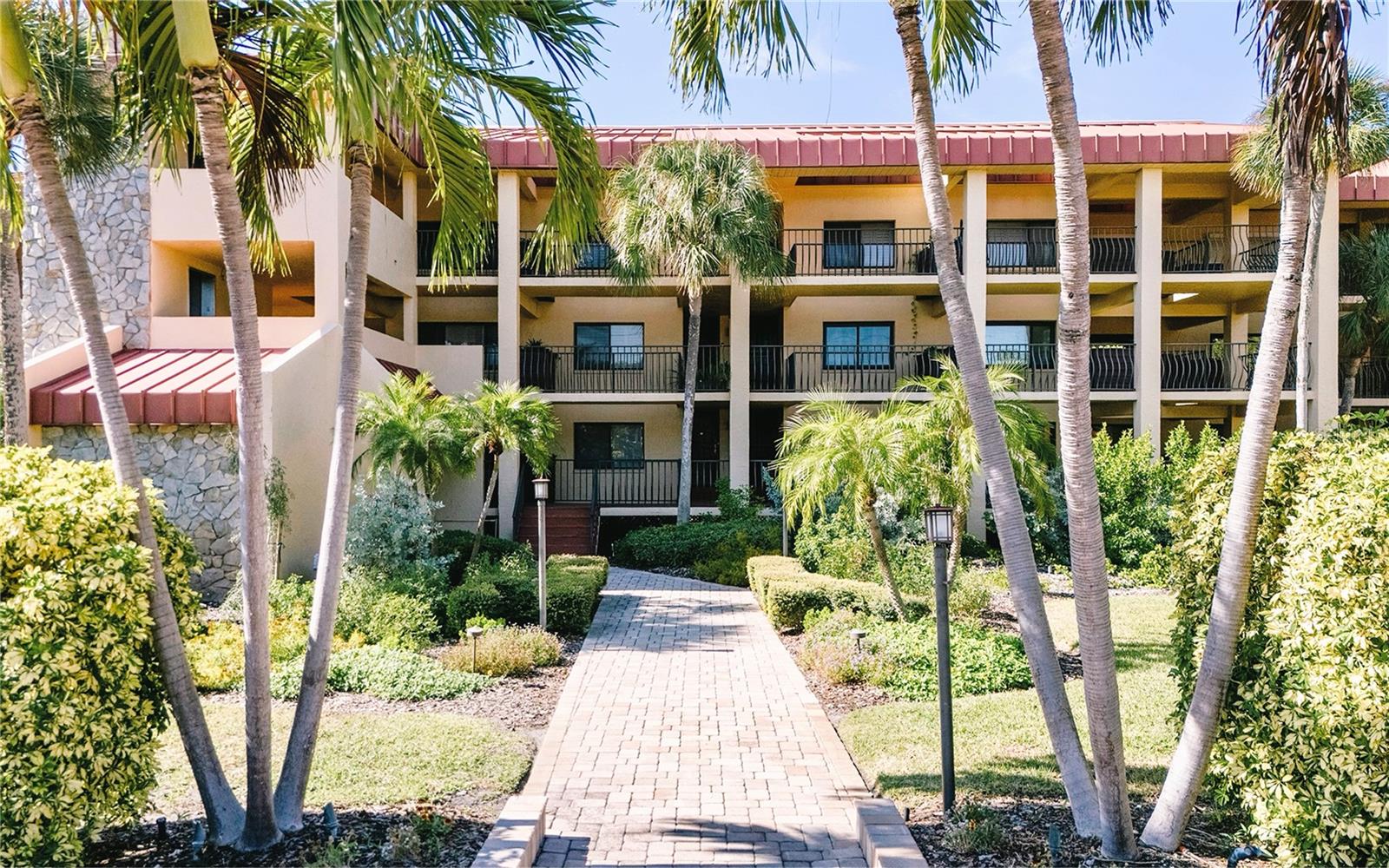 1060 PINELLAS BAYWAY S #106 — photo 6