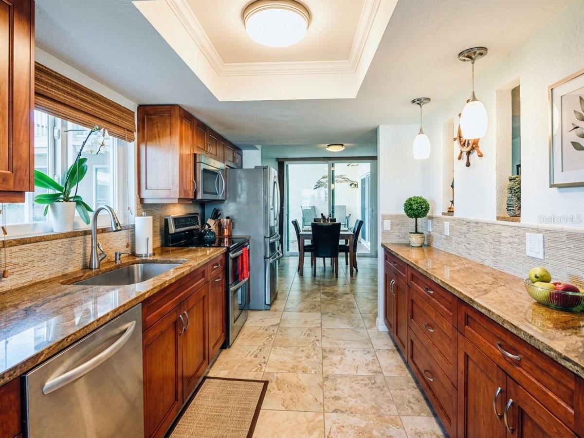 1060 PINELLAS BAYWAY S #106 — photo 11