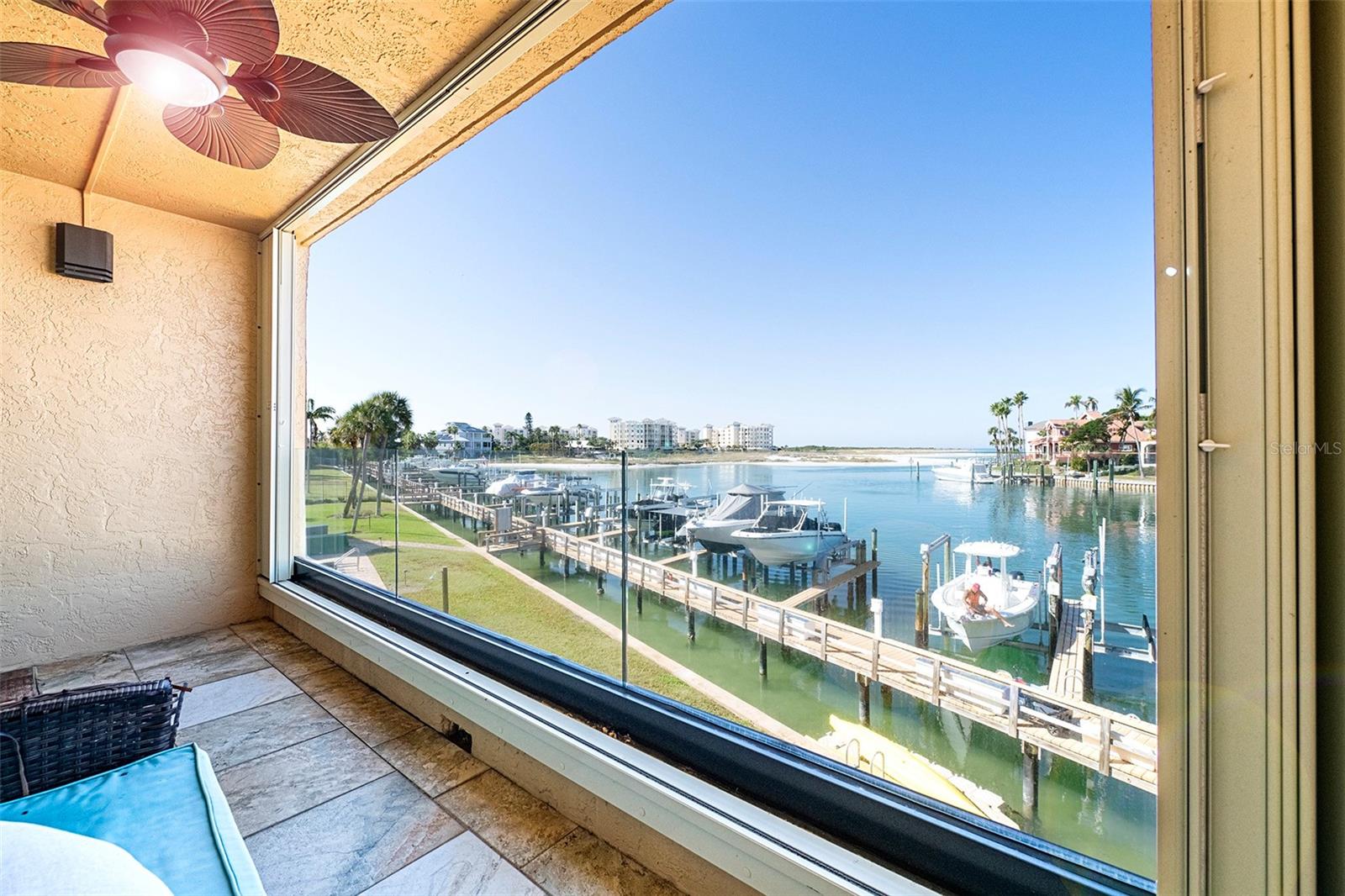 1060 PINELLAS BAYWAY S #106 — photo 31