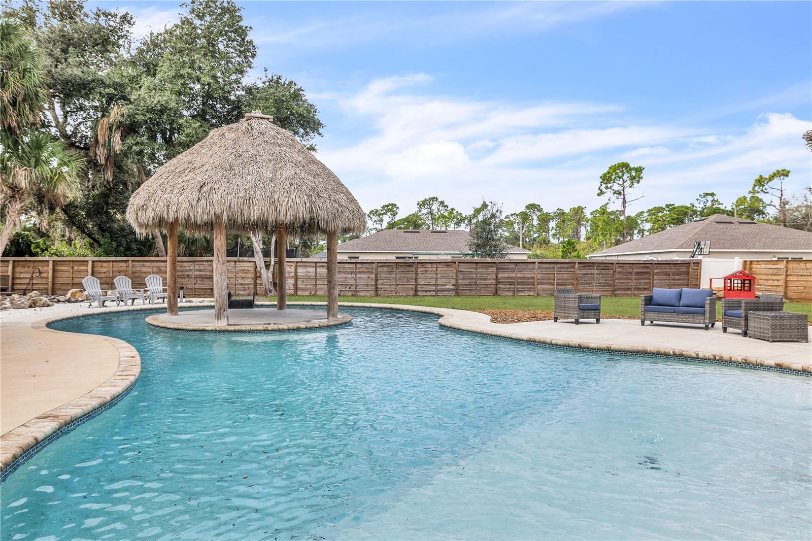 3694 CRANDON RD — photo 3