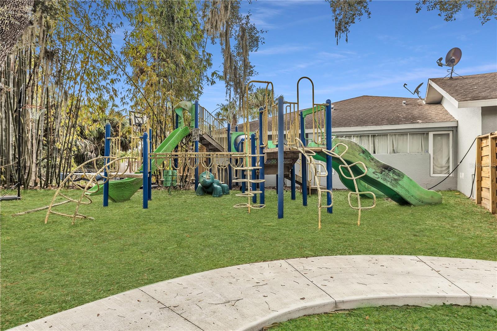 3694 CRANDON RD — photo 89