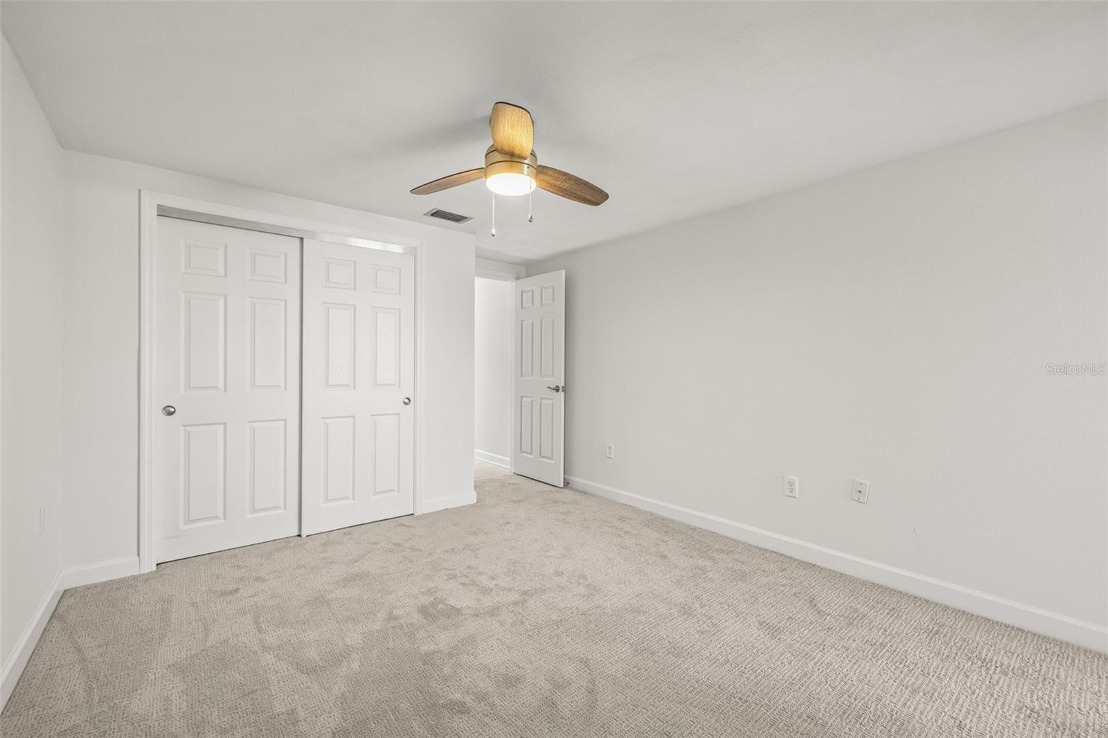 4324 SUMMERSUN DR — photo 22