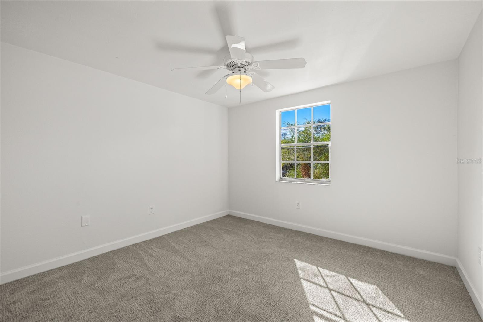 4324 SUMMERSUN DR — photo 24