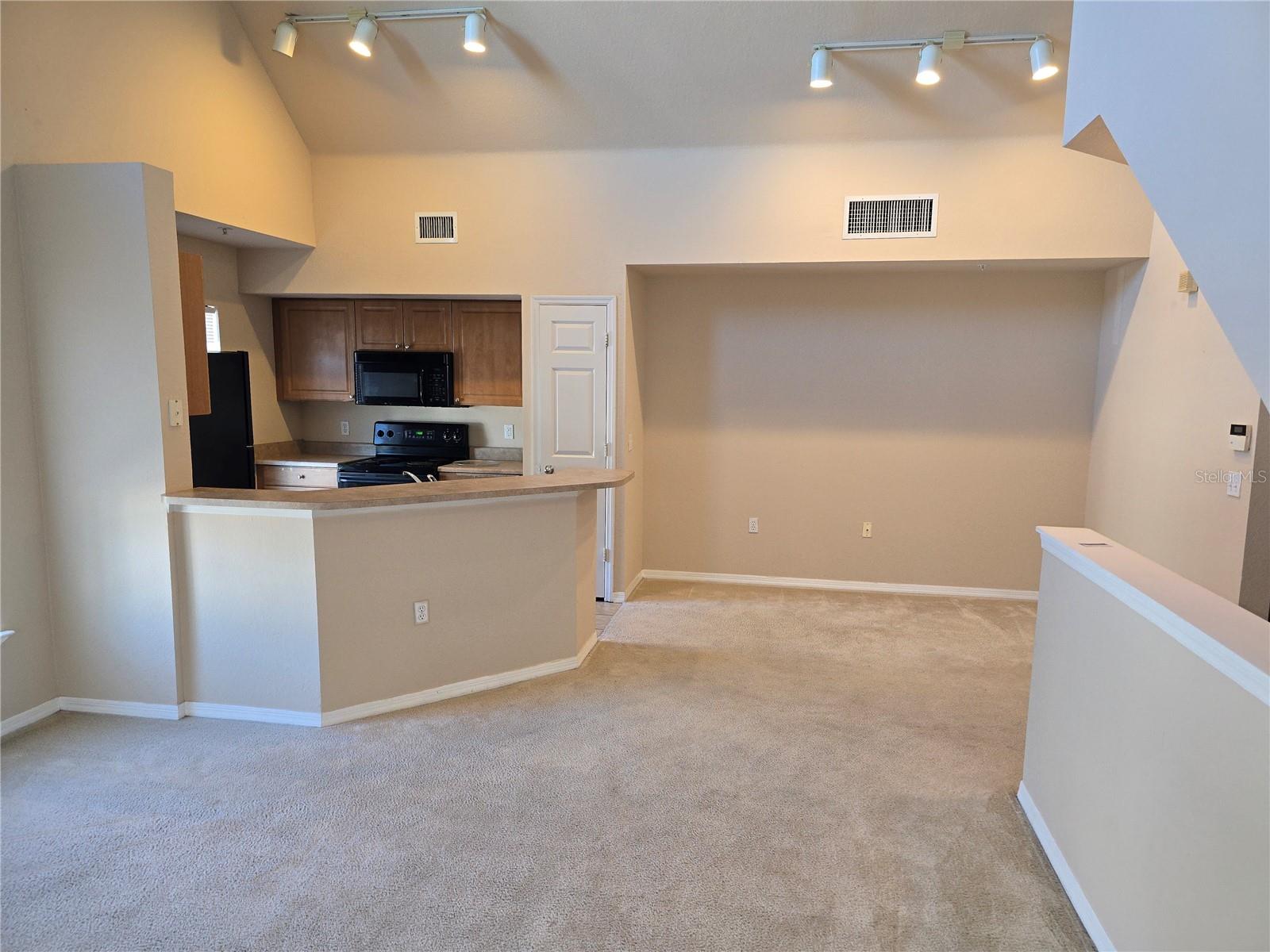 5601 ROSEHILL RD #203 — photo 8