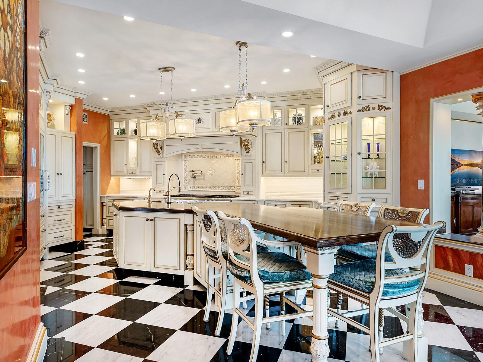 1310 S LAKE SHORE DR — photo 14