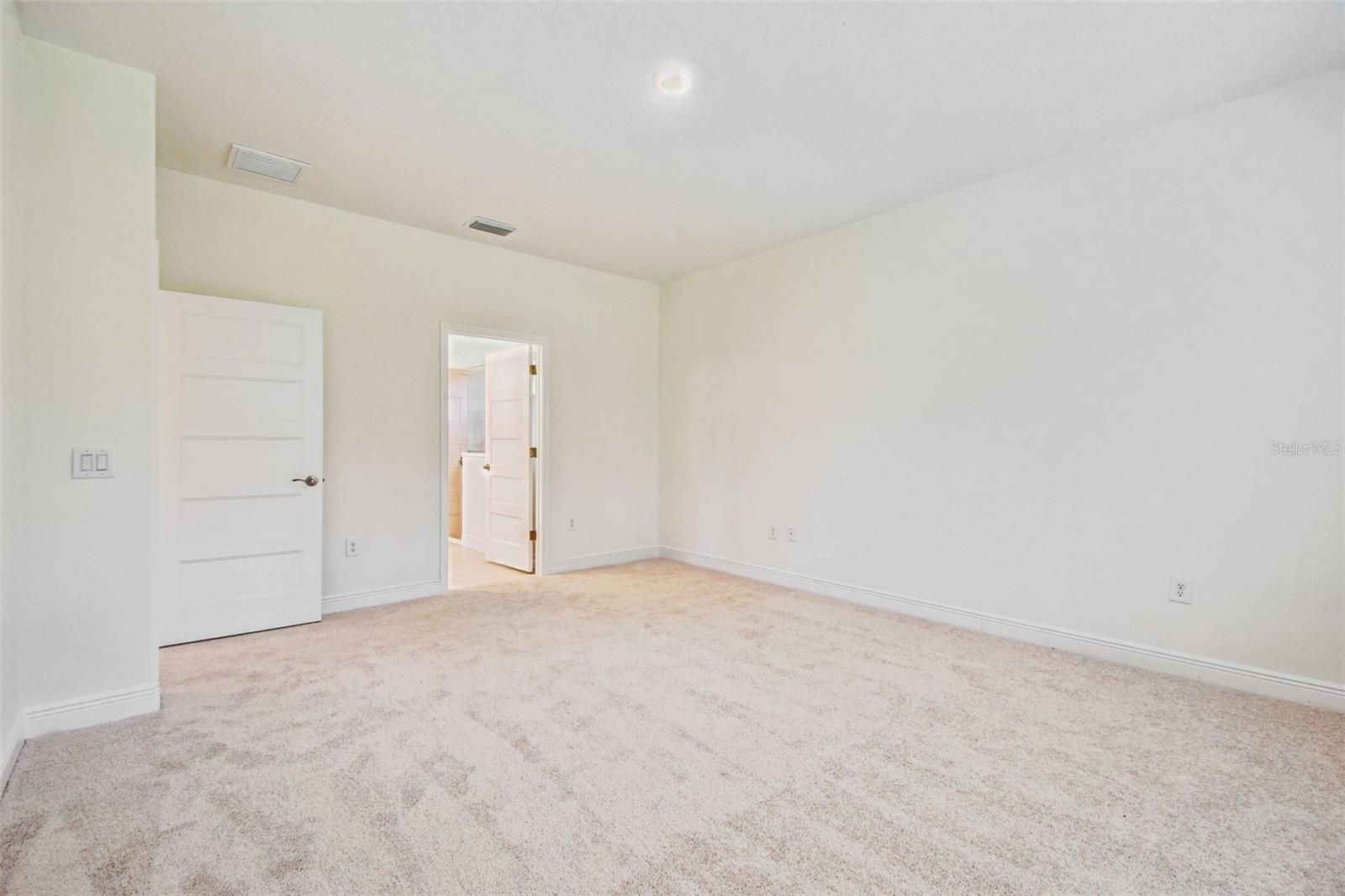 11347 STRIPED BASS CT — photo 27