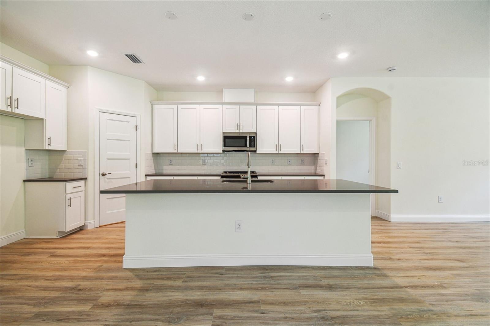 11347 STRIPED BASS CT — photo 5