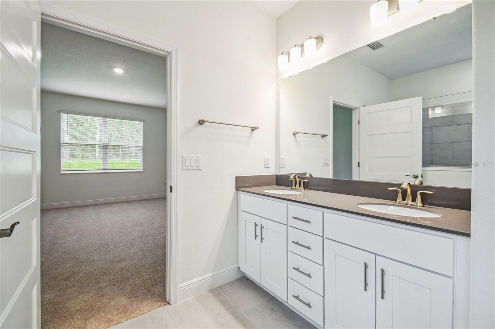 11347 STRIPED BASS CT — photo 30