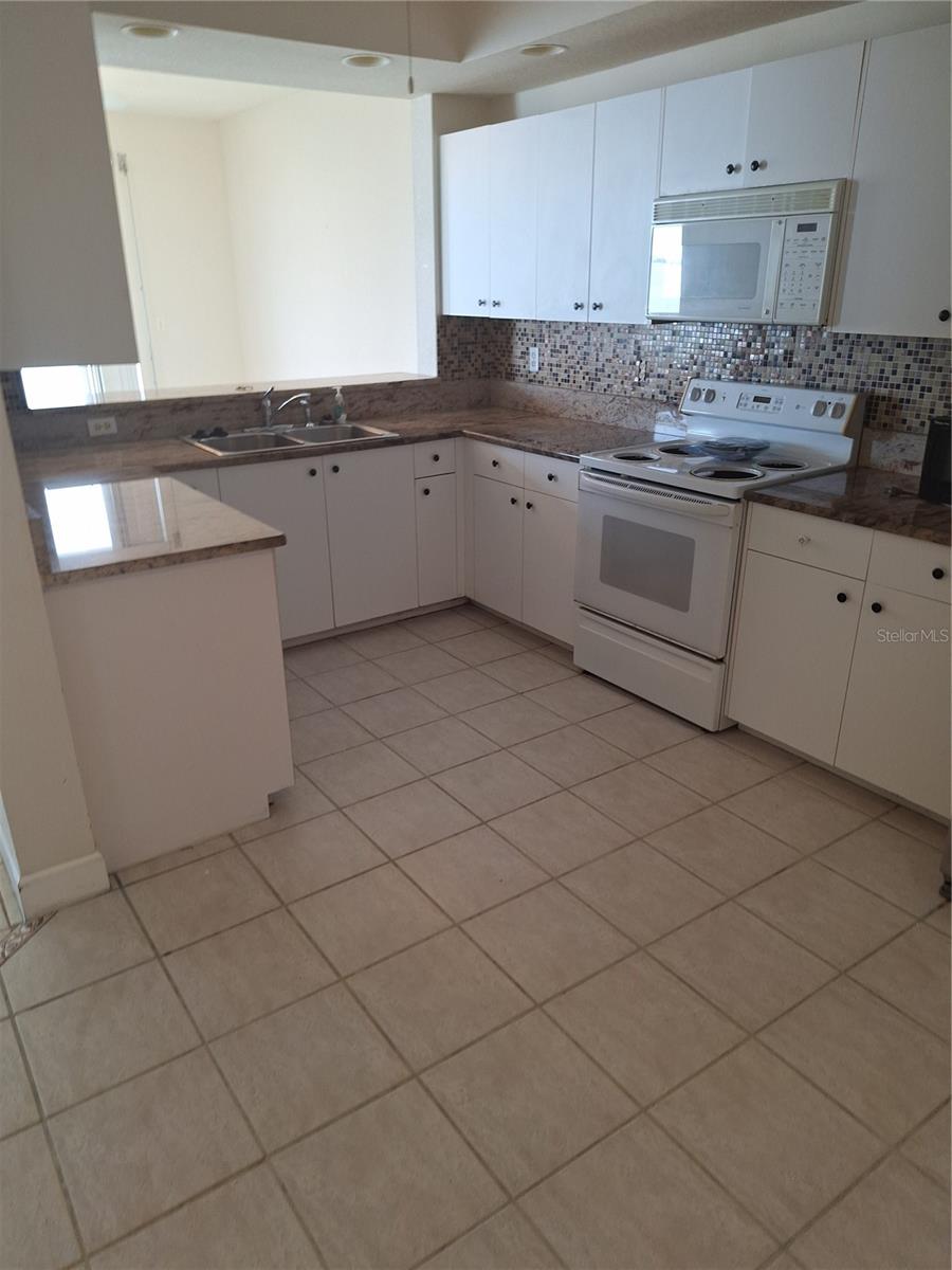 4991 BACOPA LN S #502 — photo 38