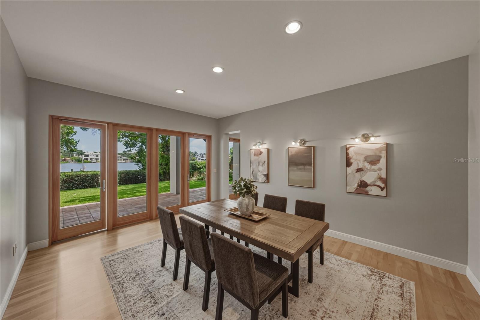 838 MONTEREY BLVD NE — photo 4