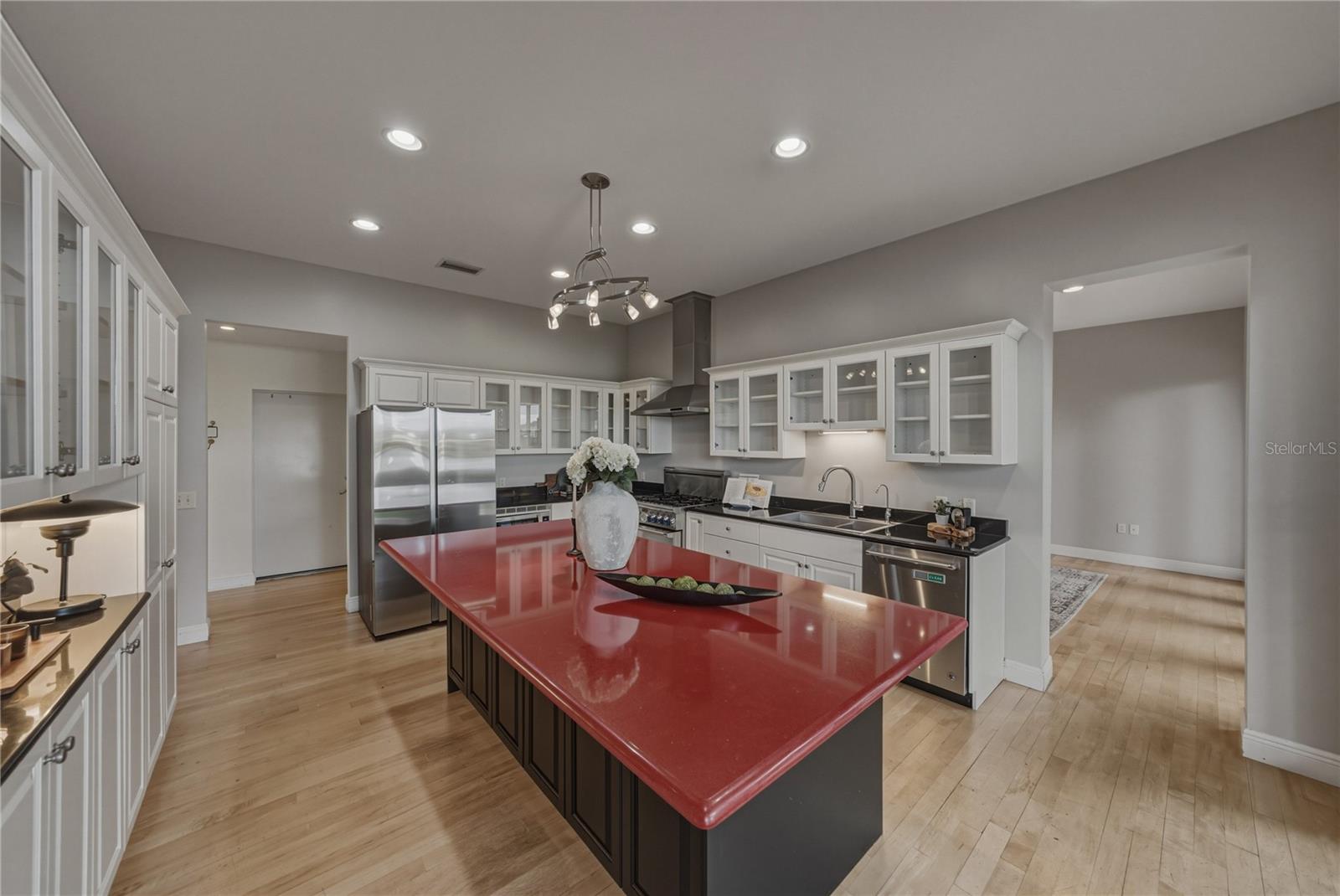 838 MONTEREY BLVD NE — photo 16