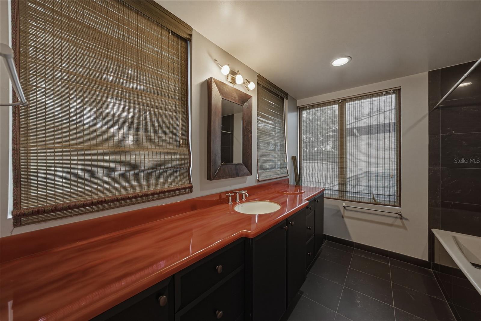 838 MONTEREY BLVD NE — photo 32